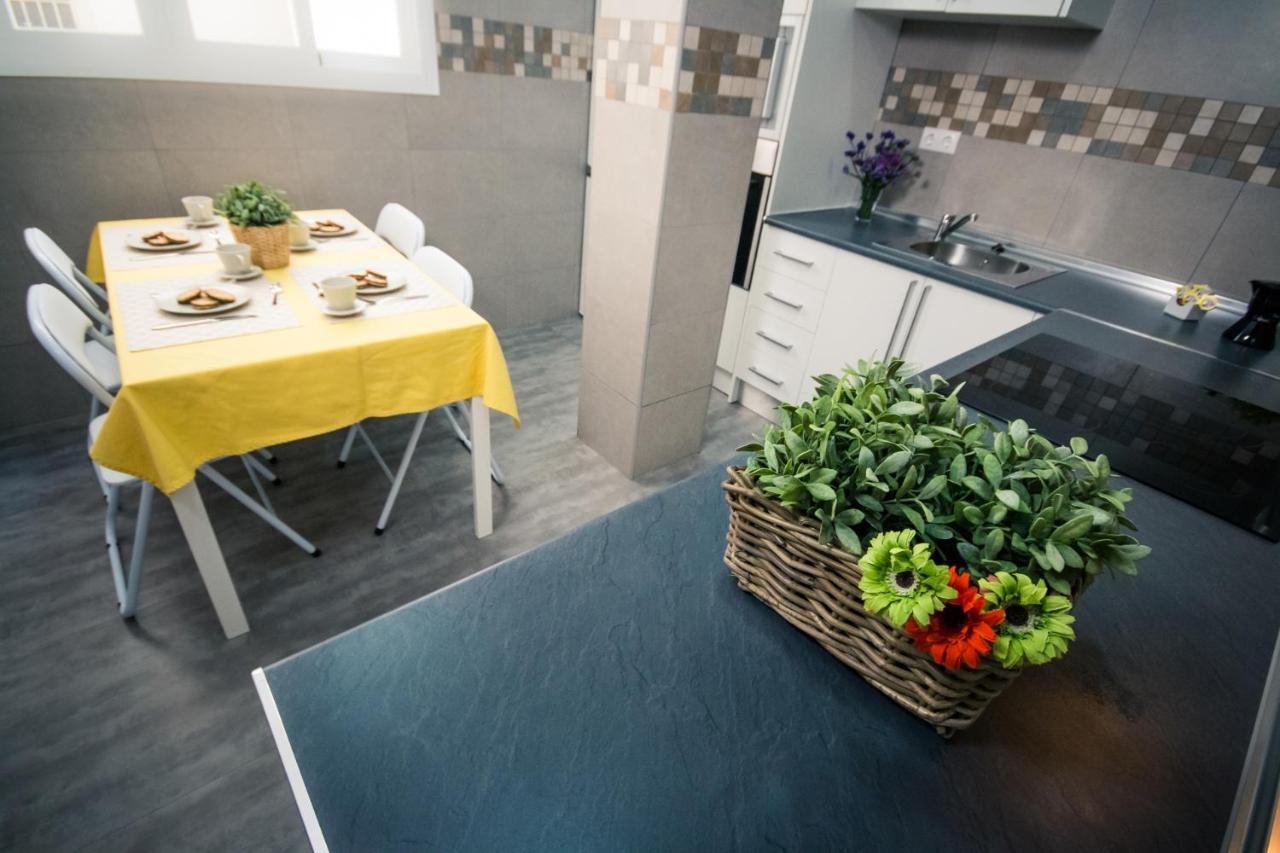 Holidays2Malaga Heredia 3 Bedroom Opposite Malaga Port מראה חיצוני תמונה
