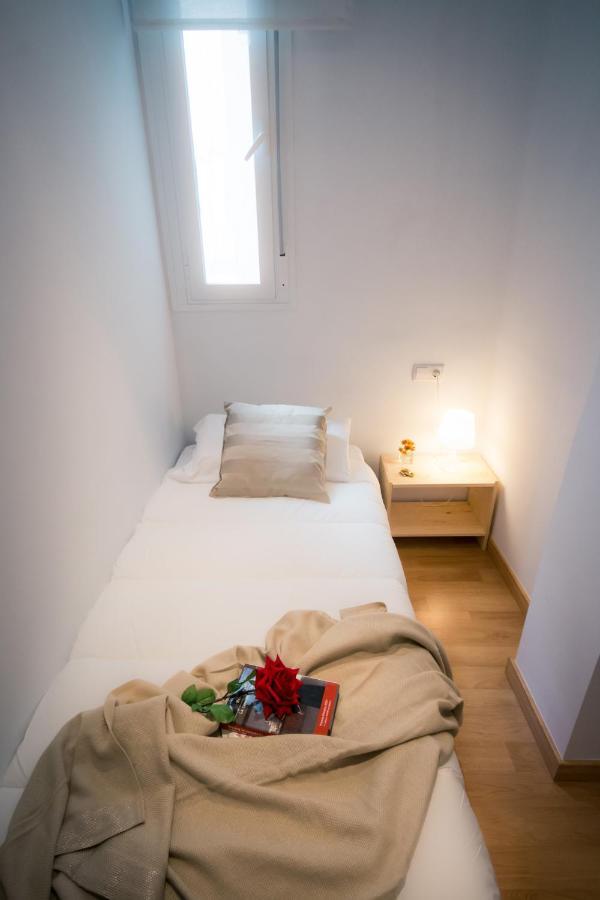 Holidays2Malaga Heredia 3 Bedroom Opposite Malaga Port מראה חיצוני תמונה